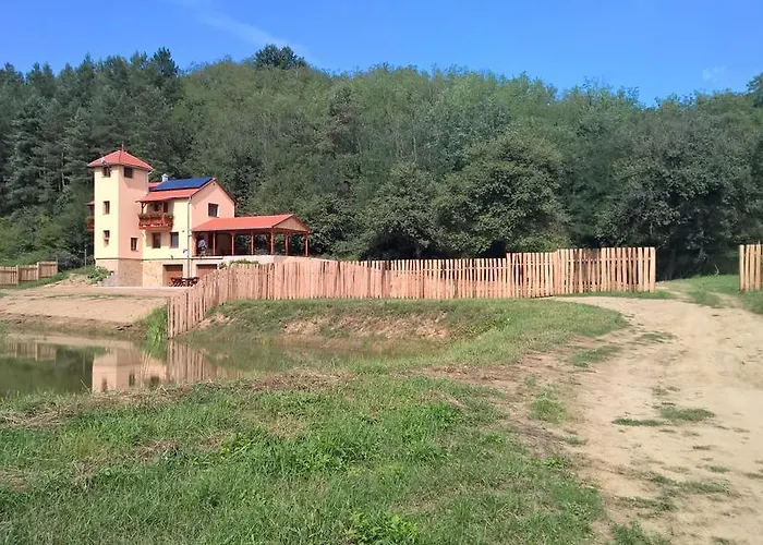 Jeti Vendeghaz Gasthuis *